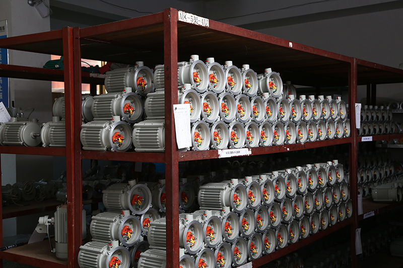 公司倉(cāng)庫(kù)