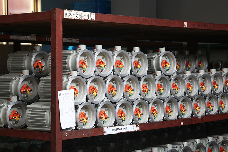 公司倉(cāng)庫(kù)